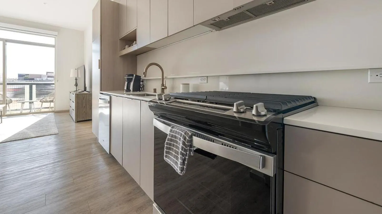 Landing At Vestra At Uncommons - 2 Bedrooms In Spring Valley ラスベガス 米国