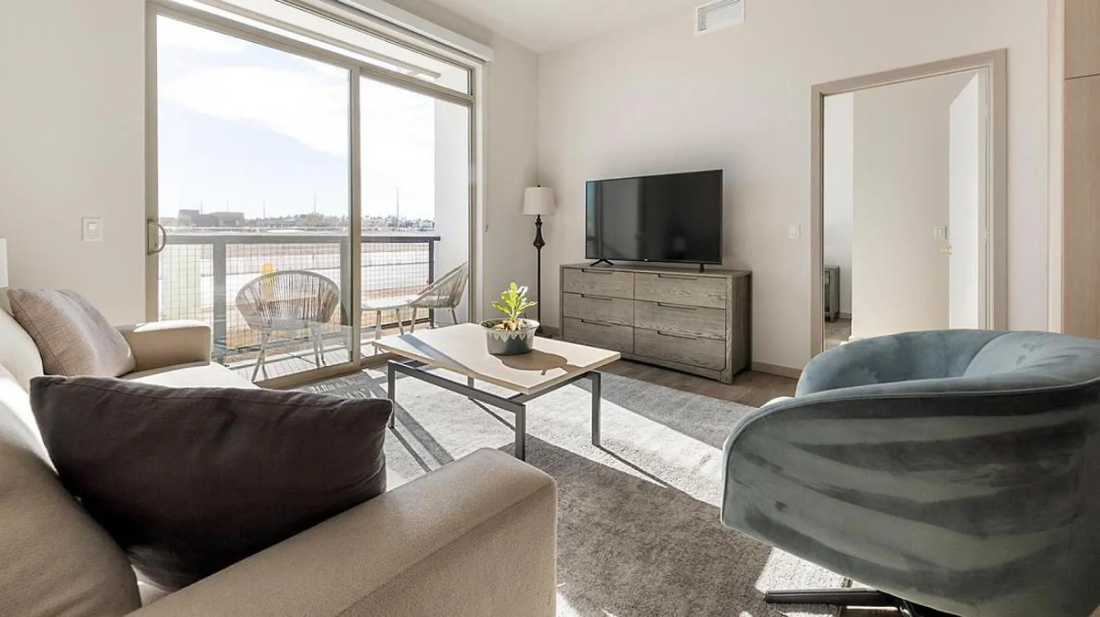 Landing At Vestra At Uncommons - 2 Bedrooms In Spring Valley ラスベガス